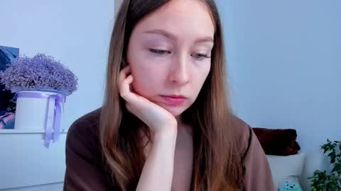 Snapshot of marilinal chatting on 10-13-25, 07:30 Marilina online show from 10-13-25, 07:30