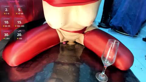 Snapshot of marilyn_jon3s chatting on 10-17-25, 03:14 marilyn_jon3s online show from 10-17-25, 03:14