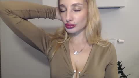 MarilynDevilish online show from 01-03-25, 09:15