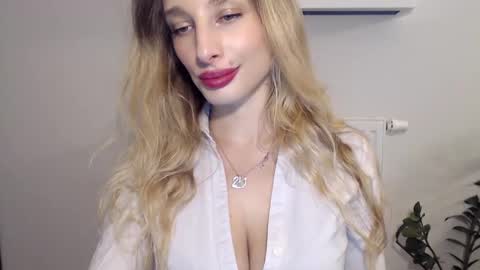 MarilynDevilish online show from 01-22-25, 06:41