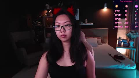 Snapshot of marine_vact chatting on 10-15-25, 02:39 Marine online show from 10-15-25, 02:39