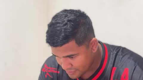 Mario Gmez online show from 10-01-25, 05:46