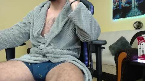 marioslim online show from 12-22-24, 04:48