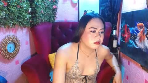LEAH online show from 03-11-25, 02:32