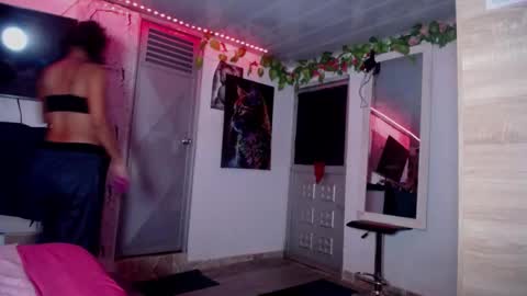 Maritza Ferrer -Samara Beltran online show from 11-19-25, 02:11