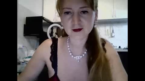 Snapshot of mariza_love359092 chatting on 02-24-26, 10:19 mariza_love359092 online show from 02-24-26, 10:19