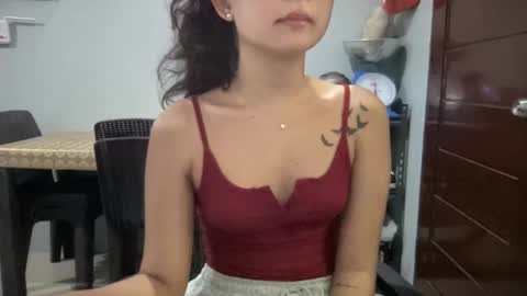 Snapshot of marjory_love_you chatting on 10-24-25, 06:21 maria online show from 10-24-25, 06:21