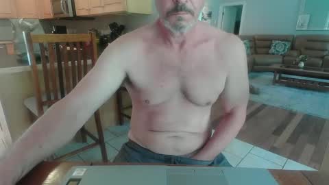 Mark online show from 09-08-25, 05:23