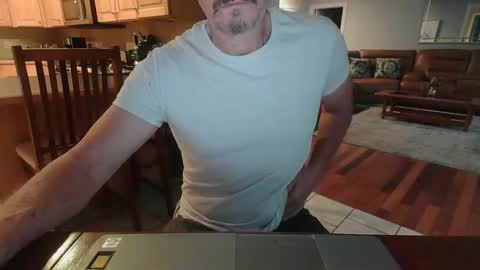 Mark online show from 10-15-25, 12:38