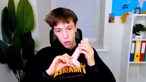 Mark online show from 12-15-25, 10:41