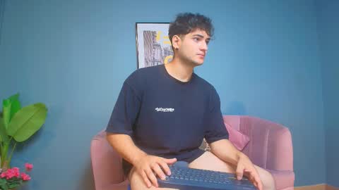 Snapshot of mark_evans1_ chatting on 10-15-25, 02:17 mark_evans1_ online show from 10-15-25, 02:17