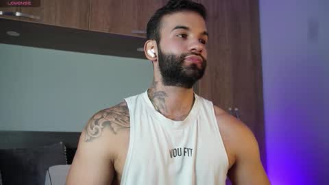 Mark online show from 10-09-25, 07:34