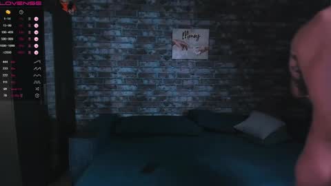 Snapshot of mark_normal chatting on 10-12-25, 04:44 Mark online show from 10-12-25, 04:44