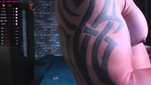 Snapshot of mark_normal chatting on 01-15-26, 08:41 Mark online show from 01-15-26, 08:41