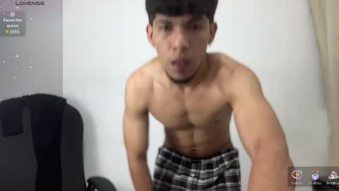 Snapshot of mark_rut chatting on 02-08-25, 04:14 MODEL Mark Rut online show from 02-08-25, 04:14