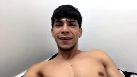 Snapshot of mark_rut chatting on 09-21-25, 02:57 MODEL Mark Rut online show from 09-21-25, 02:57