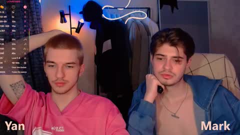 Snapshot of mark_sun chatting on 11-20-25, 06:29 Mark online show from 11-20-25, 06:29