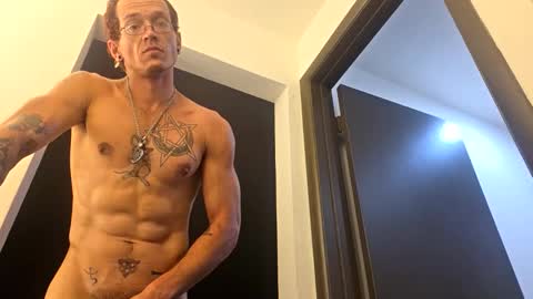Snapshot of markbeaglin27 chatting on 10-24-25, 06:54 markbeaglin27 online show from 10-24-25, 06:54