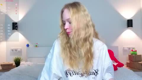 Snapshot of markettadeerman chatting on 02-15-26, 07:51 markettadeerman online show from 02-15-26, 07:51