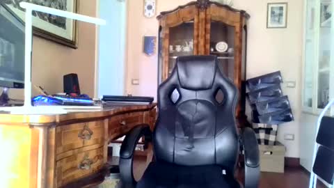 markmarkmark00 online show from 12-26-24, 10:05