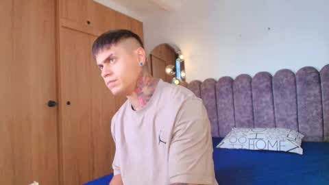 Snapshot of marko_toro__ chatting on 12-02-25, 08:48 Sebastian online show from 12-02-25, 08:48