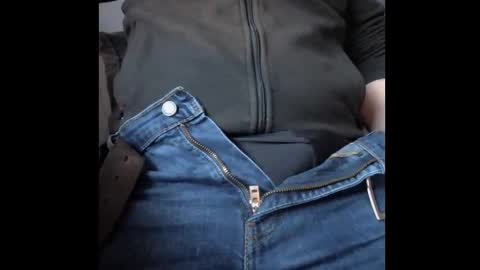 markus81xxx online show from 02-19-25, 03:49