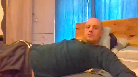 markus_7 online show from 10-28-25, 11:47