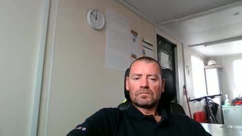 Snapshot of markyhowudoin chatting on 10-17-25, 10:51 markyhowudoin online show from 10-17-25, 10:51
