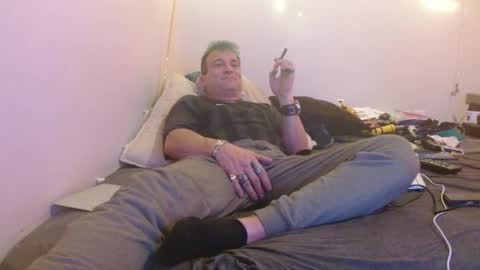 markymark101825061 online show from 01-04-25, 03:40