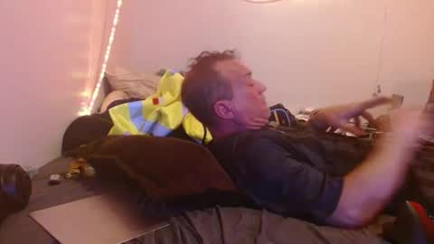 markymark101825061 online show from 01-12-25, 01:42