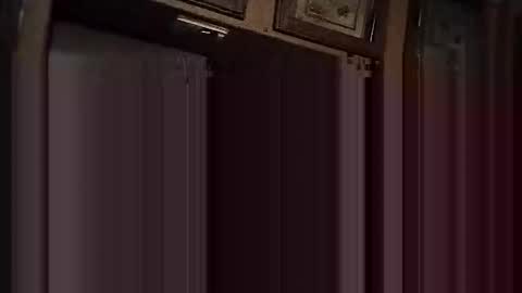 markymark101825061 online show from 12-15-25, 08:29