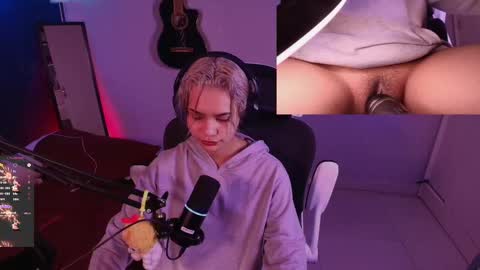 Snapshot of marlena3312 chatting on 10-29-25, 02:41 Marlena online show from 10-29-25, 02:41