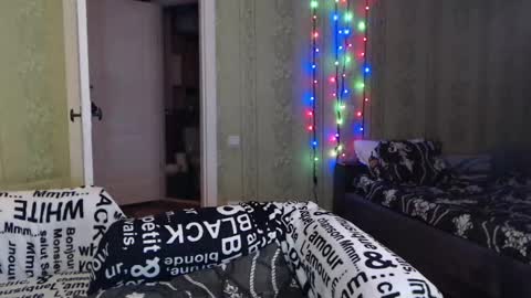 MarleneXDietrich online show from 02-05-25, 04:47