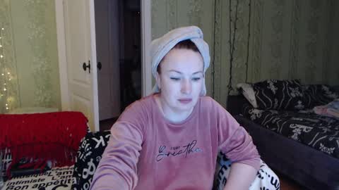 MarleneXDietrich online show from 02-26-25, 12:03