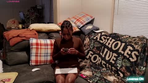 Snapshot of marleymadness9 chatting on 04-04-26, 07:50 MarleyAquafina online show from 04-04-26, 07:50