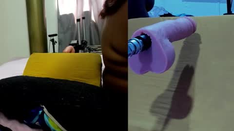 marlyn_black online show from 12-20-25, 06:59