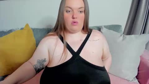 Mary online show from 10-18-25, 07:03