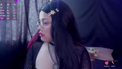 Snapshot of marsdoll chatting on 12-31-24, 02:25 Marsdoll online show from 12-31-24, 02:25