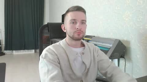 Snapshot of marselle_looker chatting on 11-14-25, 10:29 Marselle online show from 11-14-25, 10:29