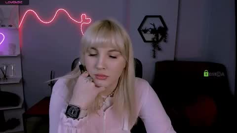 Snapshot of marta_smith1 chatting on 02-03-26, 06:51 Marta online show from 02-03-26, 06:51