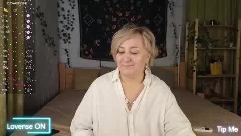 marta_wils online show from 10-16-25, 02:01