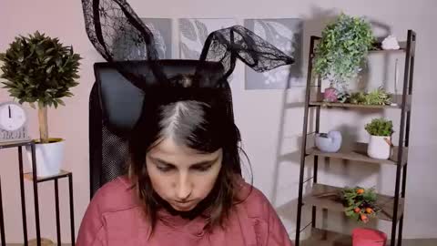 martaedams online show from 10-10-25, 07:07