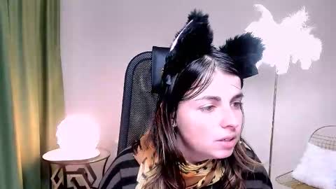 martaedams online show from 11-19-25, 06:35