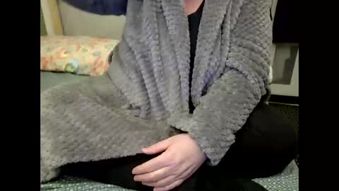 Martha online show from 12-20-25, 05:09