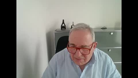 martin_1947 online show from 02-09-25, 03:45