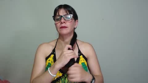 Snapshot of martina_27__ chatting on 10-22-25, 01:28 martina_27__ online show from 10-22-25, 01:28