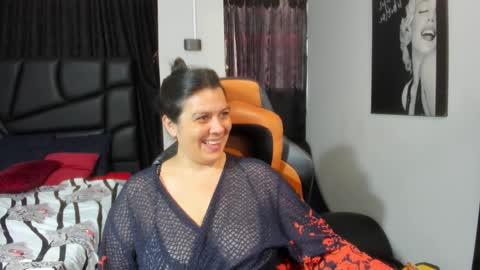   MARTINA   online show from 01-12-25, 09:19
