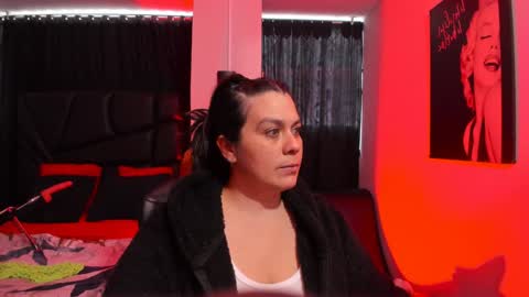   MARTINA   online show from 01-24-25, 02:41