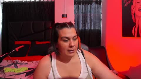   MARTINA   online show from 01-24-25, 05:42