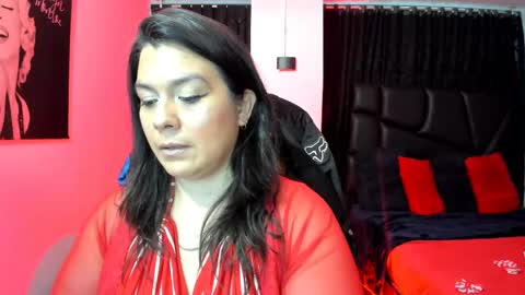   MARTINA   online show from 02-10-25, 11:25